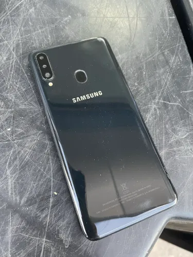 Samsung A20s
