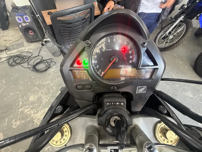 Cb 600. Hornet ano 2008 aceito Finaciamento até 24 cartões *
