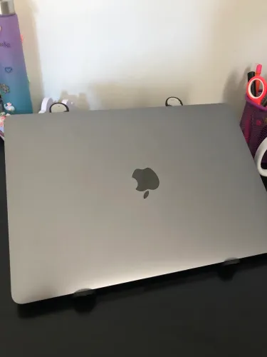MacBook Pro 2019 Touch Bar 