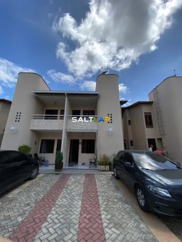 CASA NO RESIDENCIAL DAS ORQUÍDEAS - 2 SUÍTES , 2 VAGAS - R$370.000,00
