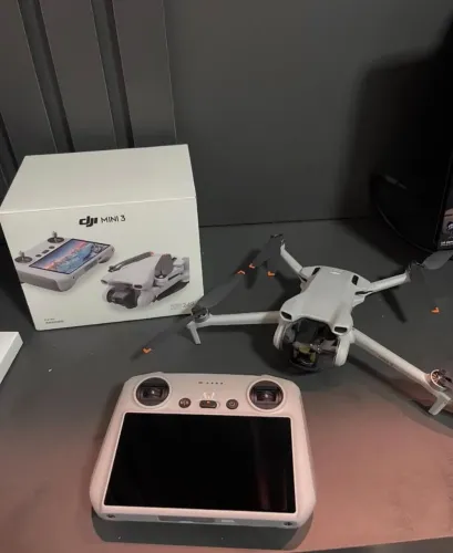 Drone mini 3 com tela