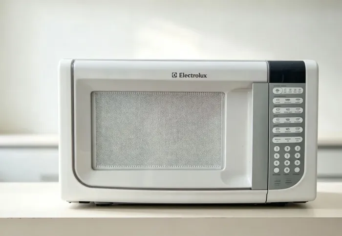 Microondas 30 litros 220v Electrolux
