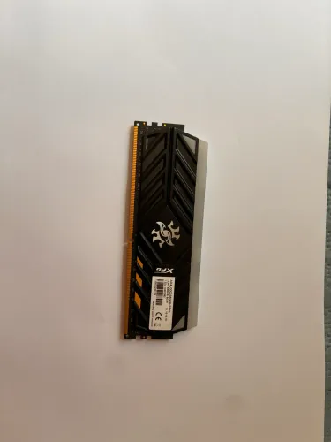 Memória XPG x TUF Gaming 8GB DDR4