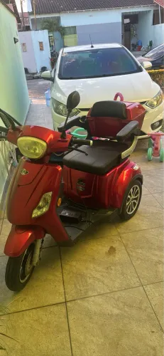 Triciclo Elétrico Sousa Motos Plus (Com Carregador)