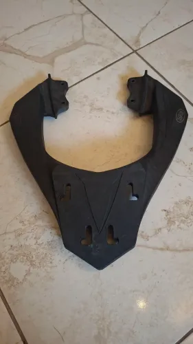Suporte do baú para Fazer 250 cc