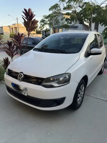 Volkswagen Fox Bluemotion 1.0 MI Total Flex 12V 5P 2014
