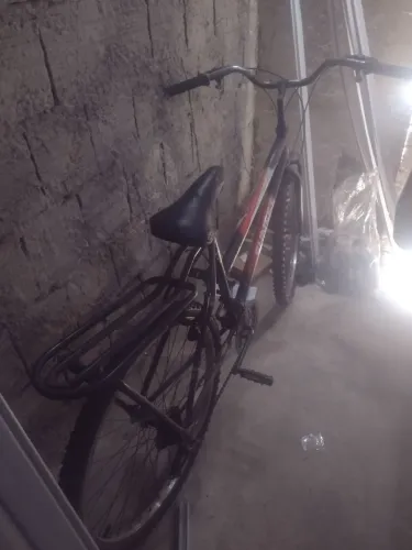 Vendo bicicleta usada em bom estado por 250