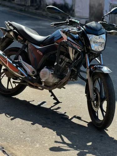 Honda titan 2015