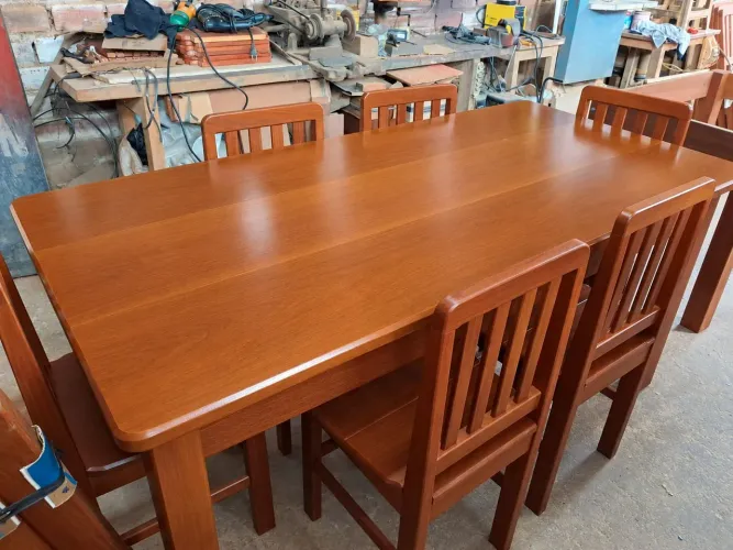 Mesa de madeira