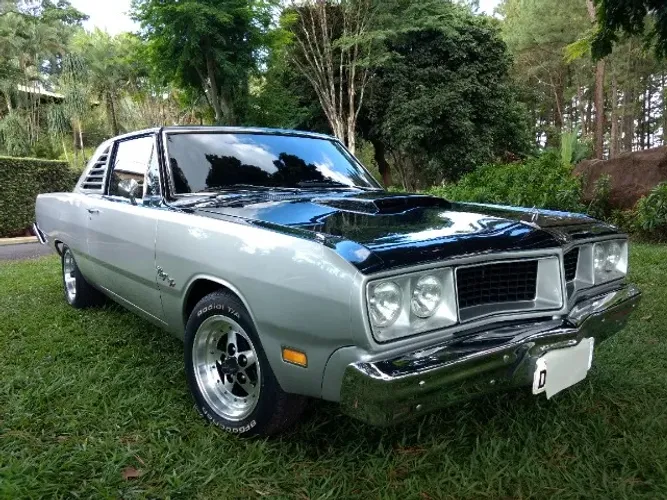 Dodge Dart Sedan Luxo 1976