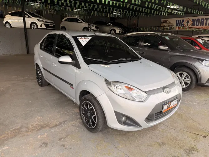 Ford Fiesta Sedan SE 1.6 8V Flex 4P 2011