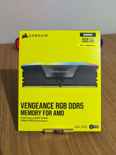 (Nova Lacrada) Memória RAM Corsair Vengeance RGB 32GB (2x16GB), DDR5, 6000mhz, CL36, Preto