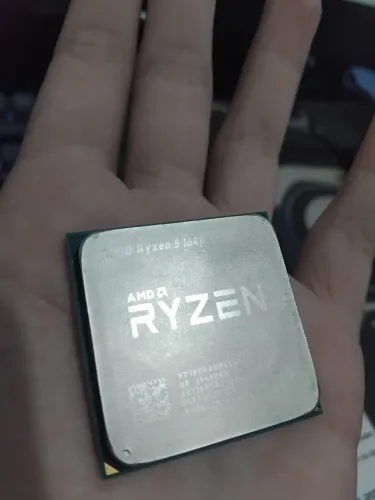 Processador AMD Ryzen 5 1600