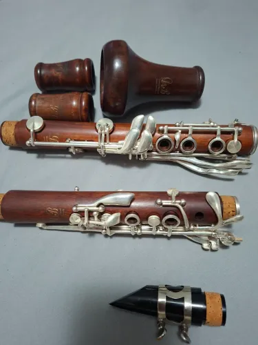Clarinete Devon e Burgani- 18 chaves