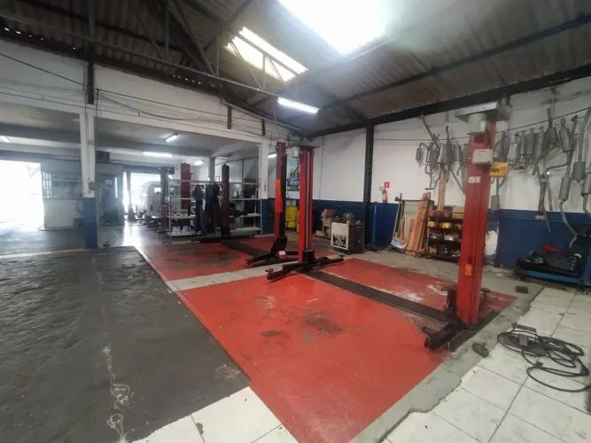 Venda de Auto Center e Oficina Mecânica funcionando, apenas R$ 290.000,00