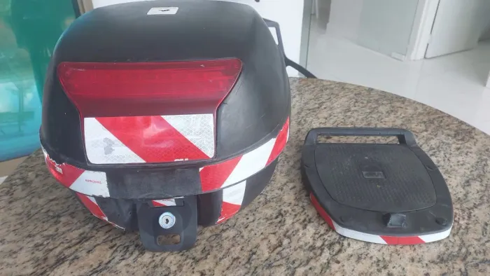 Baú para moto Givi 35 lts