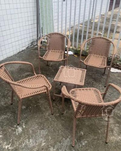 Jogo de terraço promoção. Faço entrega