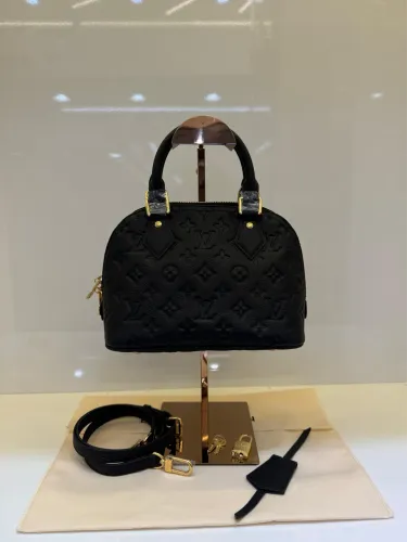 Bolsa louis vuitton alma bb