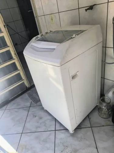 Máquina de lavar roupa Brastemp 9 kilos em bom estado funcionando