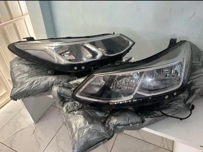 PAR DE FAROL ORIGINAL GM CRUZE SEM LED