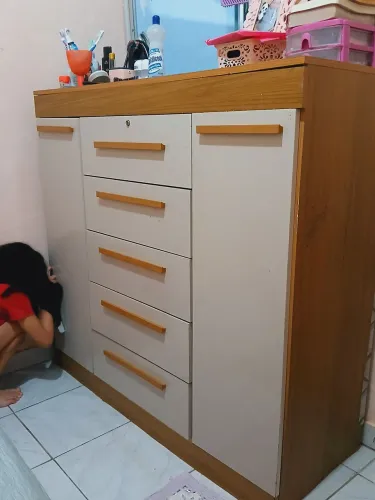 Vendo cômoda