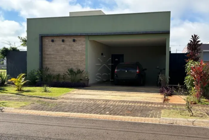 Casa à venda no Condomínio Iguaçu em Foz do Iguaçu!