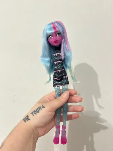 Create monster high