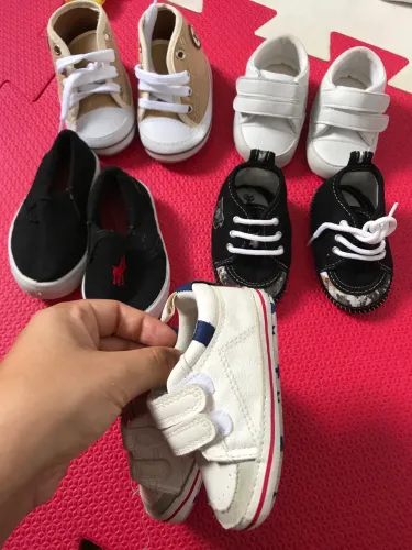 Lote sapatinhos do 16 ao 18 menino