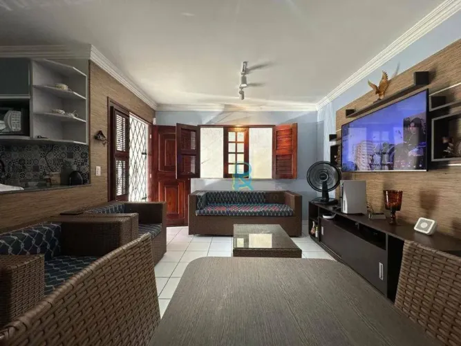 Casa com 3 dormitórios à venda, 87 m² por R$ 430.000,00 - Castelão - Fortaleza/CE