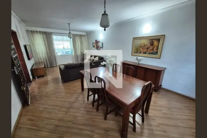 Casa à Venda - Santana, 4 Quartos, 180 m2