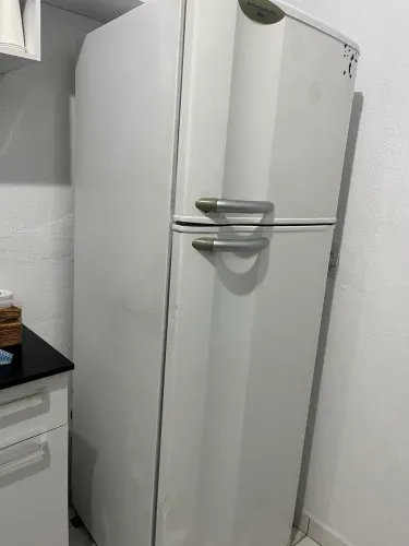 Vendo geladeira