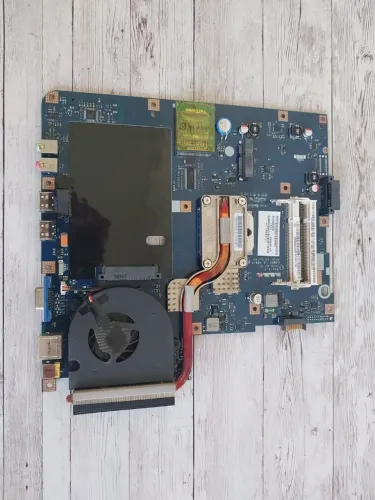Placa mãe notebook emachines e625/Acer ncwgo la-5481p - testada 100%