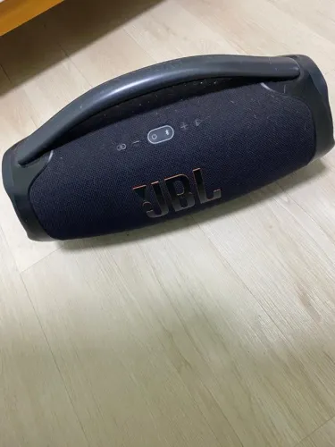 Caixa de Som Portátil JBL Boombox 3 Preto com Bluetooth e À Prova D'água - 180W