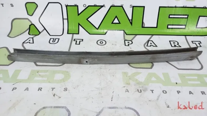 Guia trilho vidro porta traseira direta Ford Escort Zetec 97/02