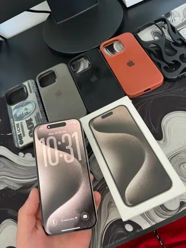 IPHONE 15 pro 256