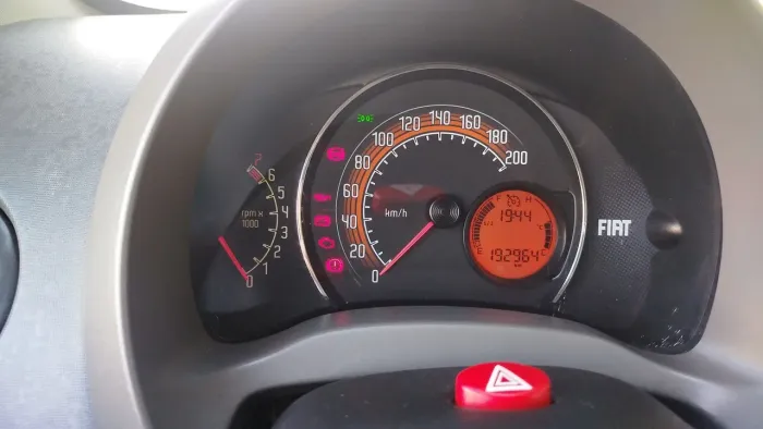Fiat Fiorino Furgão Work. Hard 1.4 Flex 8V 2P 2018