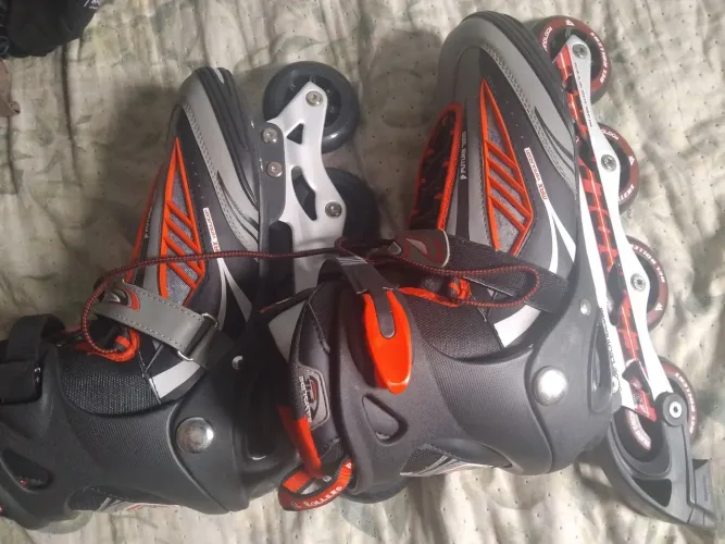 Patins BEL Future 1000 ABEC-7 - Tamanho 43 - Seminovo