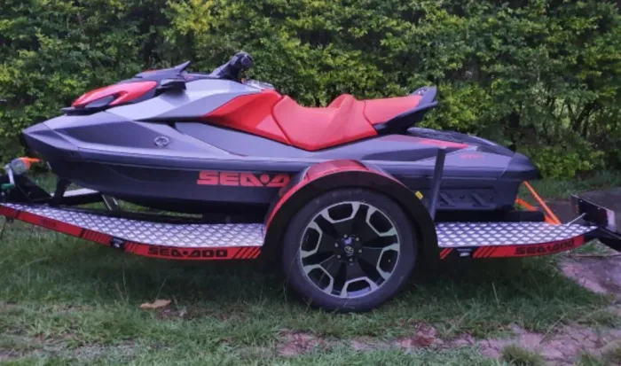 Jet ski GTI 170 SE ano 2023 com 22 horas