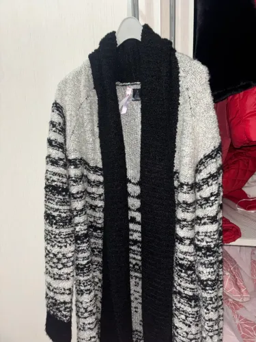 Cardigan Longo Tricô S - Preto e Cinza Listrado - Kimono Peluciado