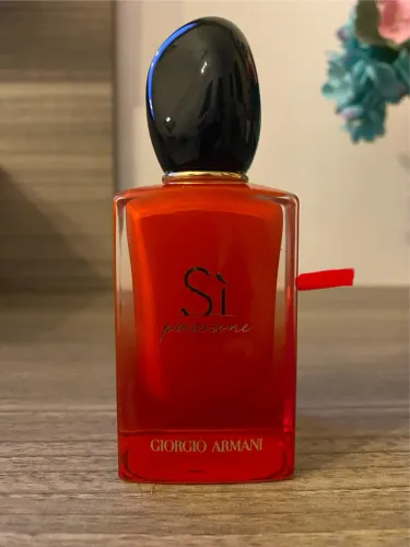 sì passione intense perfume feminino eau de parfum de 50ml , contém 25 ml
