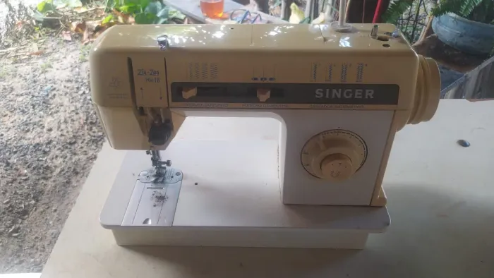 Singer reta e overlock chineisinha