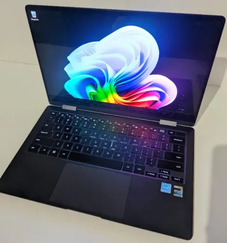 Notebook e Tablet 2 em 1 Samsung Galaxy Book2 360 i5-12ª Evo Tela de 13 (12 Dias de Uso)