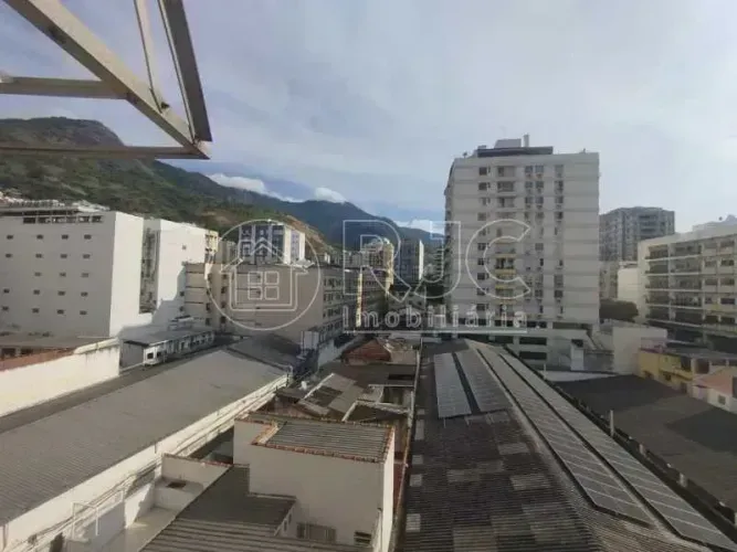 Imóvel para venda possui 33 metros quadrados com 1 quarto em Tijuca - Rio de Janeiro - RJ