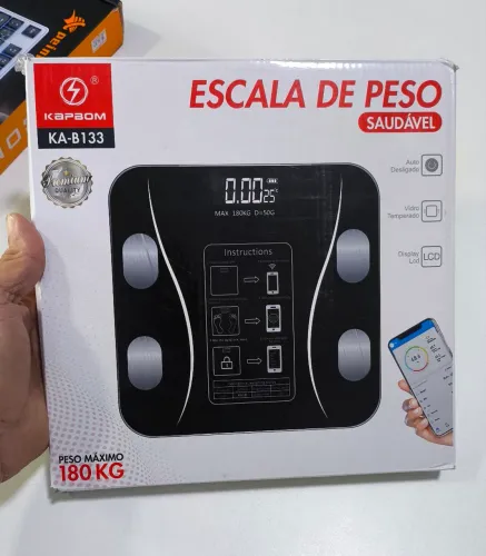 Balança bioimpedância pesa Até 180 kg