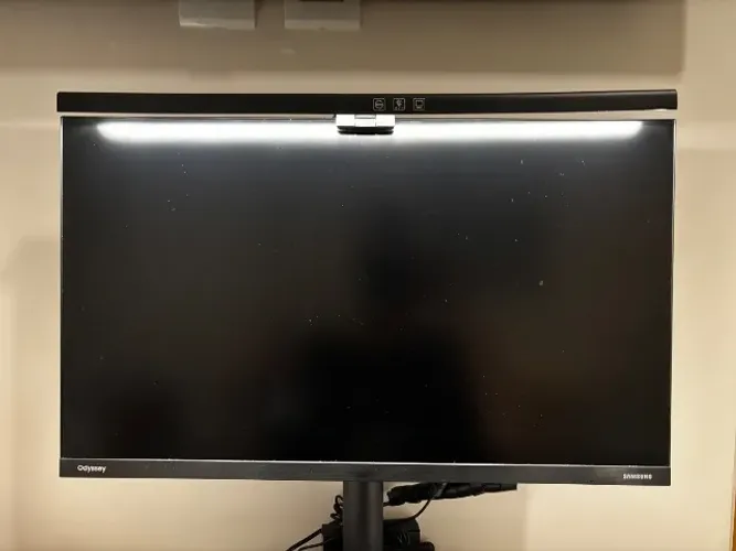 MONITOR GAMER SAMSUNG ODYSSEY G30 24"