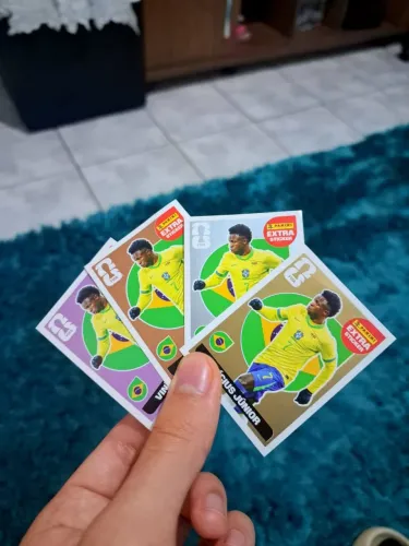 Figurinhas Panini Legend Vini Jr
