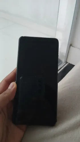 VENDE-SE CELULAR LG K6 PLUS , SEMIUSADO, Com pouco tempo de uso. ELE LIGA.