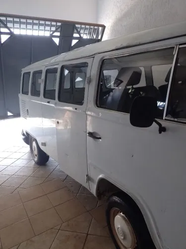 Volkswagen Kombi Standard/ Luxo/ Serie Prata 1996