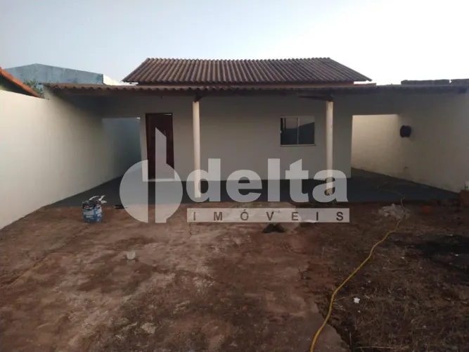 Casa residencial disponível para Locação e Venda no bairro Jardim Ipanema em Uberlândia-MG