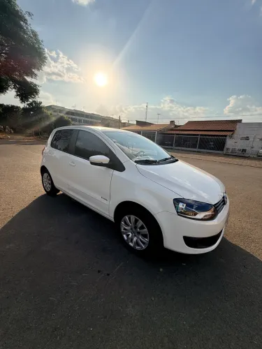 Volkswagen Fox 1.6 MI Total Flex 8V 5P 2013